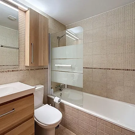 139 Piso Vista Al Canal Y Piscina Apartment *