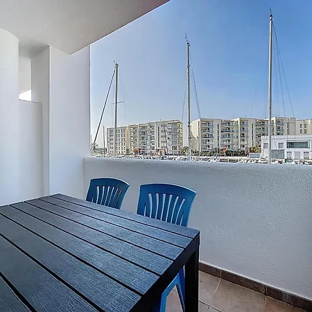 139 Piso Vista Al Canal Y Piscina Apartment